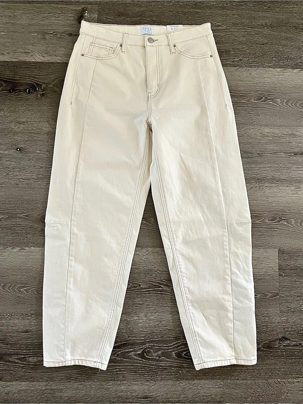 Time and Tru High-Rise Barrel Jeans Straight Leg Jeans in Cream Waist 30" NWT